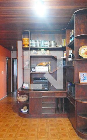 Casa à venda com 230m², 4 quartos e 3 vagas Casa à venda com 230m², 4 quartos e 3 vagasSala 2