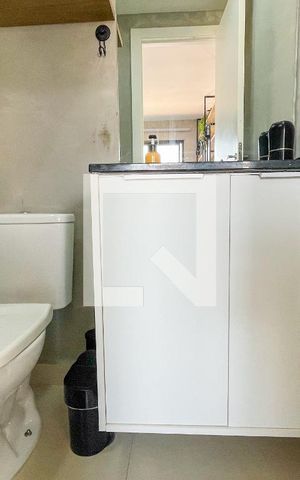 Studio à venda com 24m², 1 quarto e sem vaga Studio à venda com 24m², 1 quarto e sem vagaBanheiro