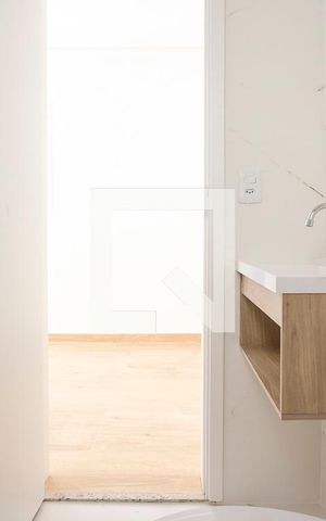 Apartamento à venda com 109m², 2 quartos e 2 vagasBanheiro da suíte