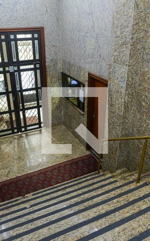 Apartamento à venda com 117m², 3 quartos e sem vaga Apartamento à venda com 117m², 3 quartos e sem vagaÁrea comum - Hall de entrada