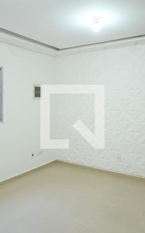 Casa para alugar com 100m², 3 quartos e 1 vaga Casa para alugar com 100m², 3 quartos e 1 vagaSala