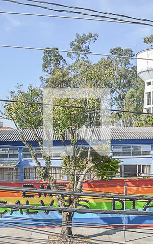 Casa à venda com 179m², 4 quartos e 2 vagas Casa à venda com 179m², 4 quartos e 2 vagasVista da Sacada