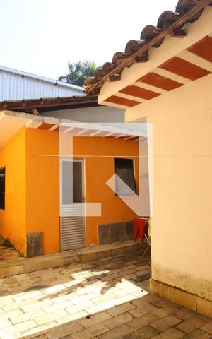 Casa à venda com 700m², 4 quartos e 4 vagasEdículas 