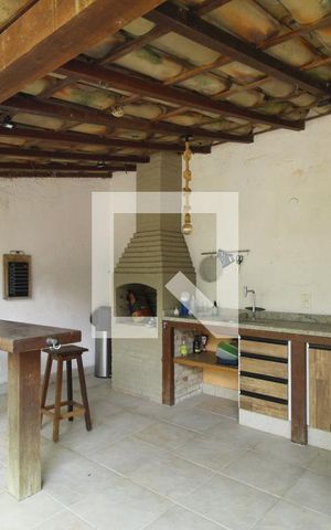 Casa à venda com 700m², 4 quartos e 4 vagasQuintal - Churrasqueira