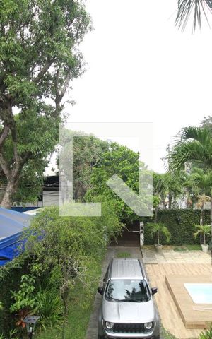 Casa à venda com 700m², 4 quartos e 4 vagasVaranda do quarto 1