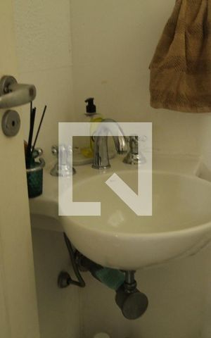 Casa à venda com 700m², 4 quartos e 4 vagasLavabo