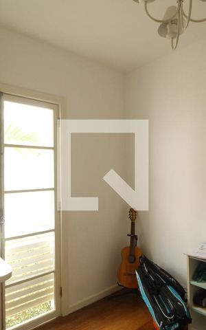 Casa à venda com 700m², 4 quartos e 4 vagasQuarto 2