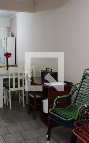 Casa à venda com 130m², 2 quartos e 2 vagasCopa