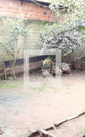 Casa à venda com 130m², 2 quartos e 2 vagasjardim