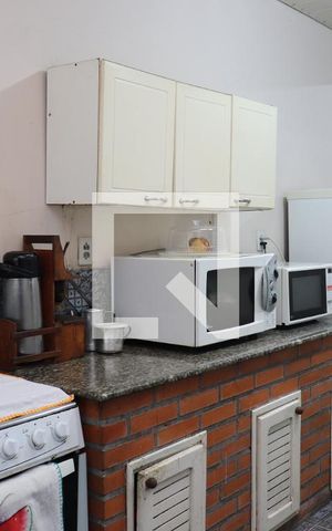 Casa à venda com 130m², 2 quartos e 2 vagasCozinha