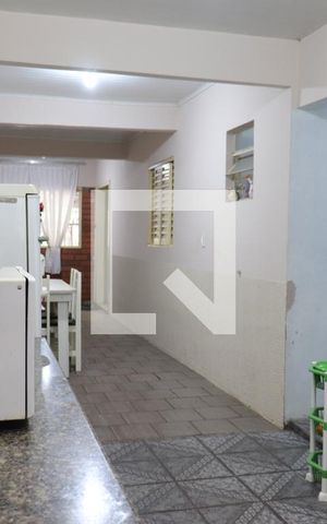 Casa à venda com 130m², 2 quartos e 2 vagasCozinha