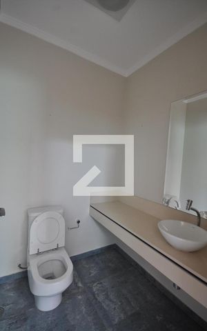 Casa para alugar com 600m², 4 quartos e 4 vagasLavabo 2