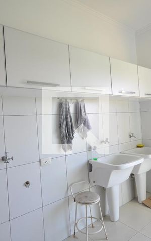 Casa para alugar com 600m², 4 quartos e 4 vagasÁrea de Serviço