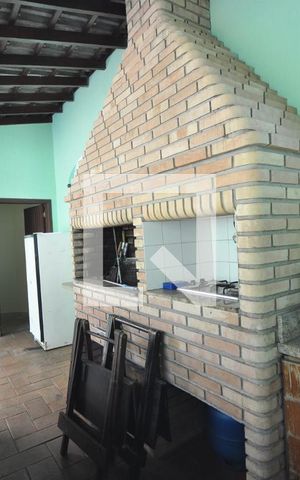 Casa para alugar com 600m², 4 quartos e 4 vagasChurrasqueira