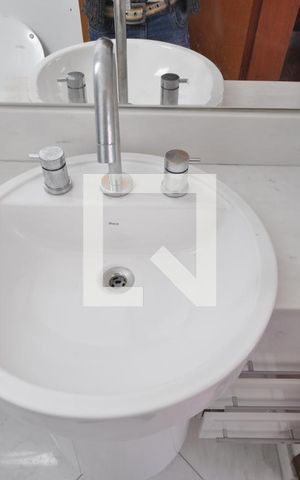 Casa para alugar com 600m², 4 quartos e 4 vagasBanheiro 2 da Suíte Master