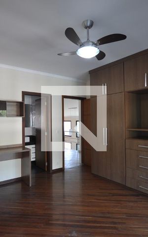 Casa para alugar com 600m², 4 quartos e 4 vagasSuíte 3