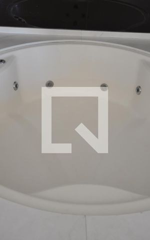 Casa para alugar com 600m², 4 quartos e 4 vagasJacuzzi