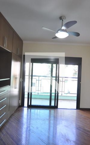 Casa para alugar com 600m², 4 quartos e 4 vagasSuíte 3