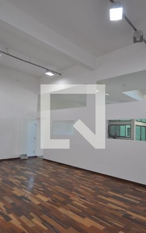 Casa para alugar com 600m², 4 quartos e 4 vagasQuadra de Squash