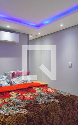 Casa à venda com 220m², 2 quartos e 4 vagas Casa à venda com 220m², 2 quartos e 4 vagasQuarto 1