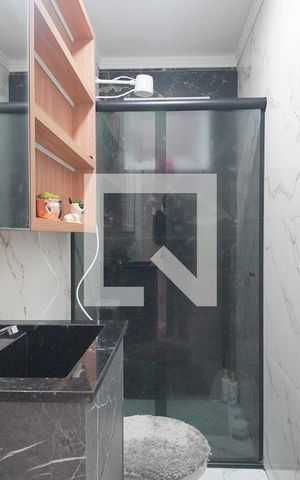 Casa à venda com 220m², 2 quartos e 4 vagas Casa à venda com 220m², 2 quartos e 4 vagasBanheiro