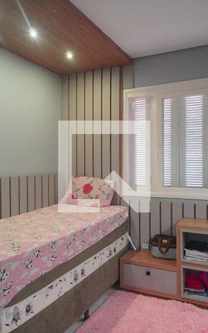 Casa à venda com 220m², 2 quartos e 4 vagas Casa à venda com 220m², 2 quartos e 4 vagasQuarto 2