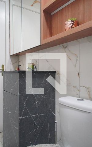 Casa à venda com 220m², 2 quartos e 4 vagas Casa à venda com 220m², 2 quartos e 4 vagasBanheiro