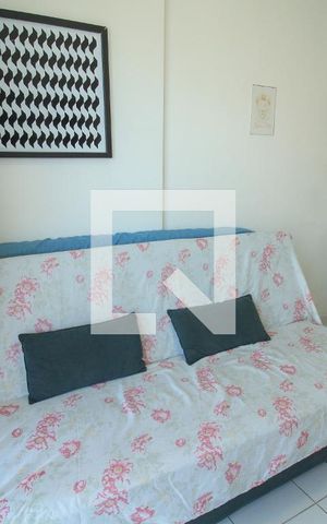 Apartamento à venda com 31m², 1 quarto e sem vaga Apartamento à venda com 31m², 1 quarto e sem vagaSala
