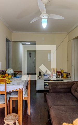 Apartamento para alugar com 45m², 1 quarto e 1 vagaSala
