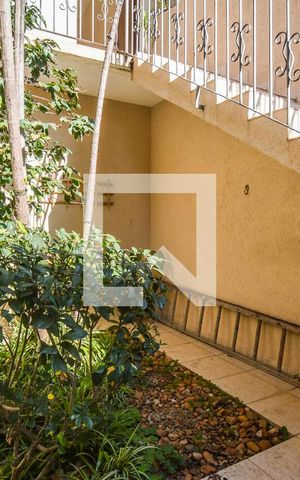 Casa à venda com 220m², 3 quartos e 4 vagasEntrada