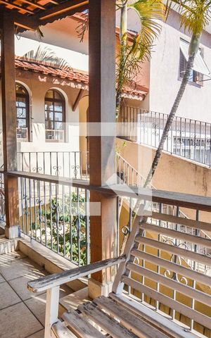 Casa à venda com 220m², 3 quartos e 4 vagasEntrada