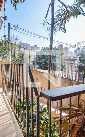 Casa à venda com 220m², 3 quartos e 4 vagasEntrada