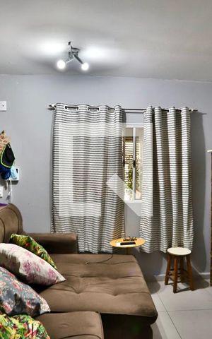 Casa à venda com 120m², 3 quartos e 1 vaga Casa à venda com 120m², 3 quartos e 1 vagaSala