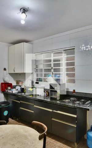 Casa à venda com 120m², 3 quartos e 1 vaga Casa à venda com 120m², 3 quartos e 1 vagaCozinha