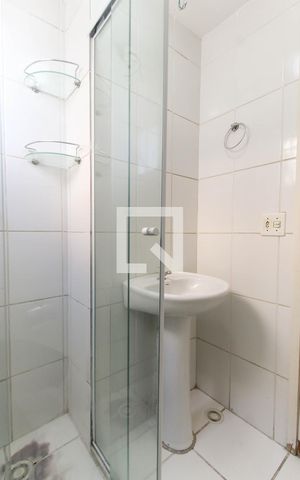 Apartamento à venda com 50m², 2 quartos e 1 vaga Apartamento à venda com 50m², 2 quartos e 1 vagaBanheiro
