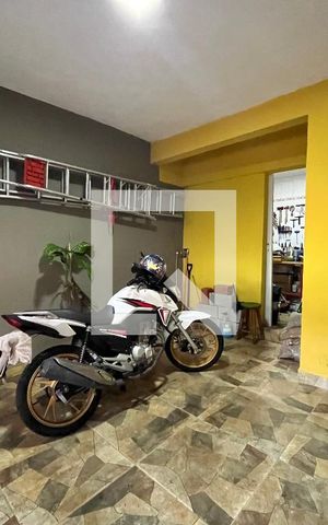Casa à venda com 120m², 2 quartos e 1 vaga Casa à venda com 120m², 2 quartos e 1 vagaGaragem