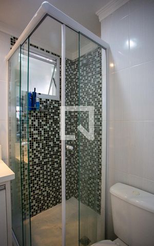 Apartamento para alugar com 65m², 3 quartos e 1 vaga Apartamento para alugar com 65m², 3 quartos e 1 vagaBanheiro Social
