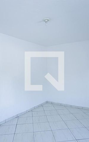 Casa para alugar com 75m², 2 quartos e 1 vaga Casa para alugar com 75m², 2 quartos e 1 vagaQuarto