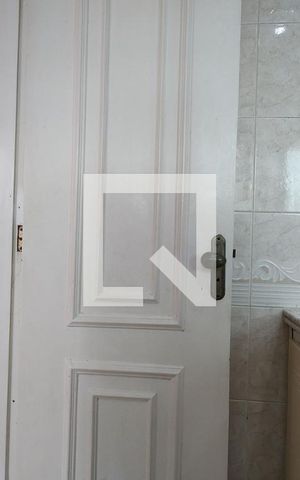Casa de condomínio à venda com 250m², 4 quartos e 2 vagas Casa de condomínio à venda com 250m², 4 quartos e 2 vagasBanheiro da Suíte