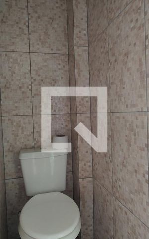 Casa de condomínio à venda com 250m², 4 quartos e 2 vagas Casa de condomínio à venda com 250m², 4 quartos e 2 vagasPiscina - Banheiro