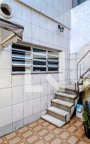Casa à venda com 130m², 3 quartos e 2 vagasÁrea externa