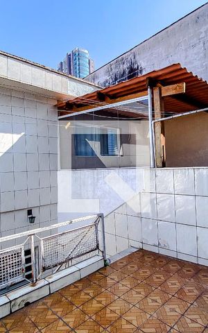 Casa à venda com 130m², 3 quartos e 2 vagasÁrea externa