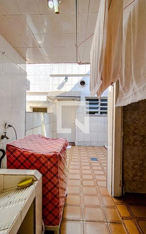 Casa à venda com 130m², 3 quartos e 2 vagasÁrea externa