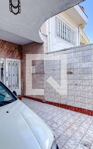 Casa à venda com 130m², 3 quartos e 2 vagasGaragem