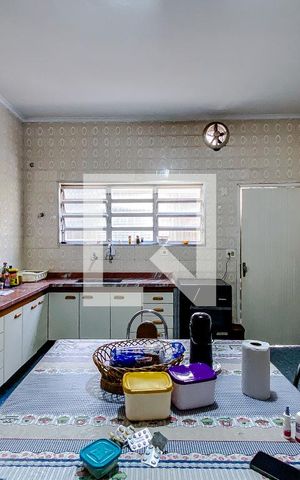 Casa à venda com 130m², 3 quartos e 2 vagasCozinha