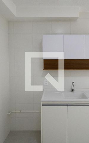 Apartamento à venda com 35m², 2 quartos e sem vagaCozinha e Área de Serviço