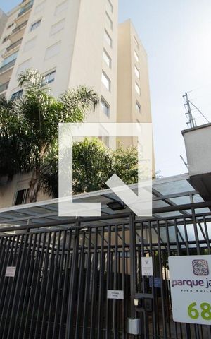 Apartamento à venda com 69m², 3 quartos e 1 vaga Apartamento à venda com 69m², 3 quartos e 1 vagaFachada
