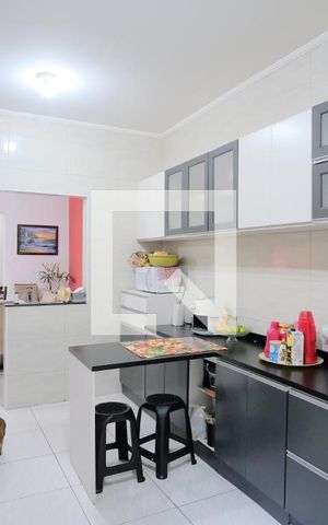Casa à venda com 260m², 3 quartos e 3 vagasCozinha