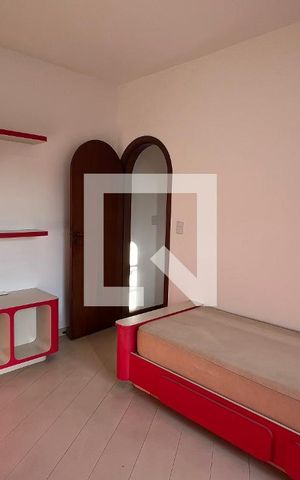 Casa para alugar com 929m², 4 quartos e 4 vagas Casa para alugar com 929m², 4 quartos e 4 vagasQuarto 2
