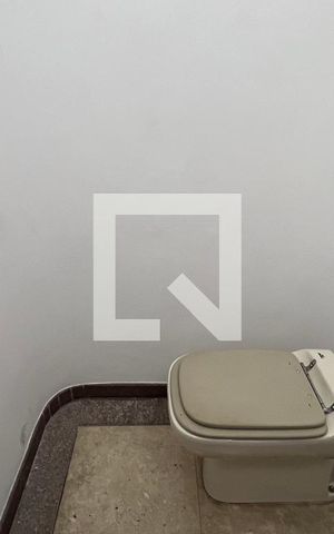 Casa para alugar com 929m², 4 quartos e 4 vagas Casa para alugar com 929m², 4 quartos e 4 vagasLavabo